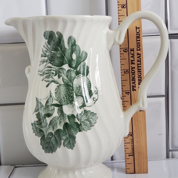 Made in Portugal Medium size Ceramic Pitcher Green - Picture 11 of 12